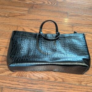 Leatherology Black Croc-Embossed Alex Bag